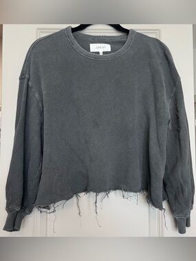 THE GREAT. Women's Charcoal Gray Distressed Raw-Hem Crewneck Sweatshirt